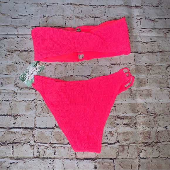 Envya smocked strapless bikini - Picture 3 of 5